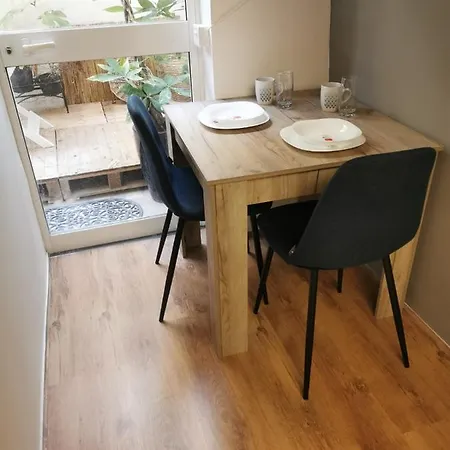 アパート Central - Modern Studio With Stunning Private Maltese Garden & Roof Terrace