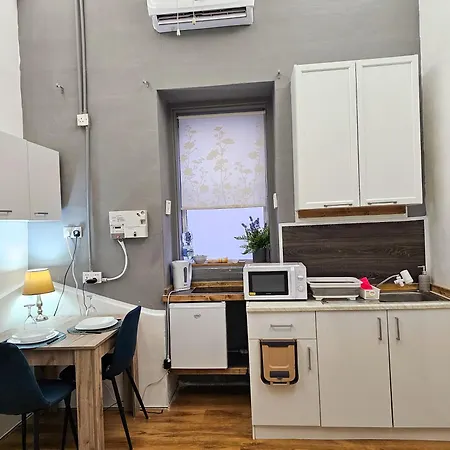アパート Central - Modern Studio With Stunning Private Maltese Garden & Roof Terrace *