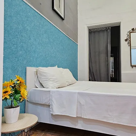 Central - Modern Studio With Stunning Private Maltese Garden & Roof Terrace アパート グジラ